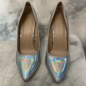 Wild Diva Metallic Pointed Heels